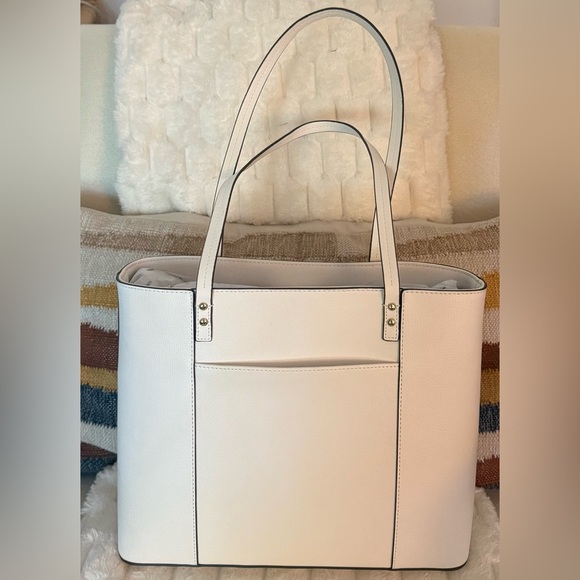 Karl Lagerfeld Paris Maybelle Tote Bag White Gold Chain Charm NWOT - Picture 4 of 11